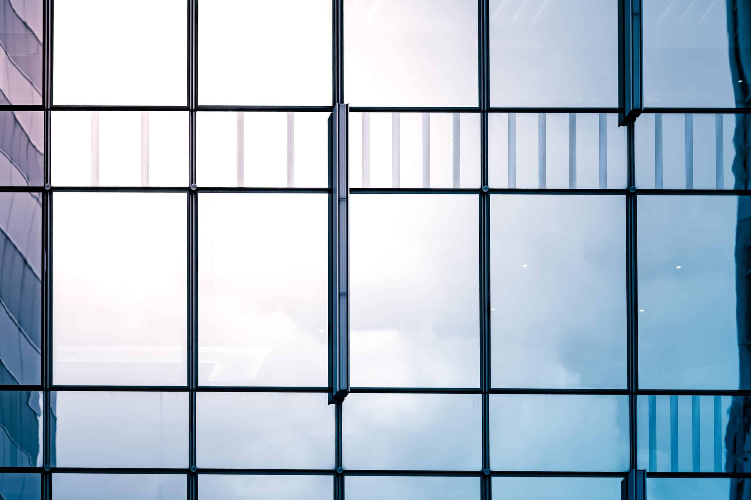 Effektiv polering av glass fjerner riper og gir klart resultat med Watec